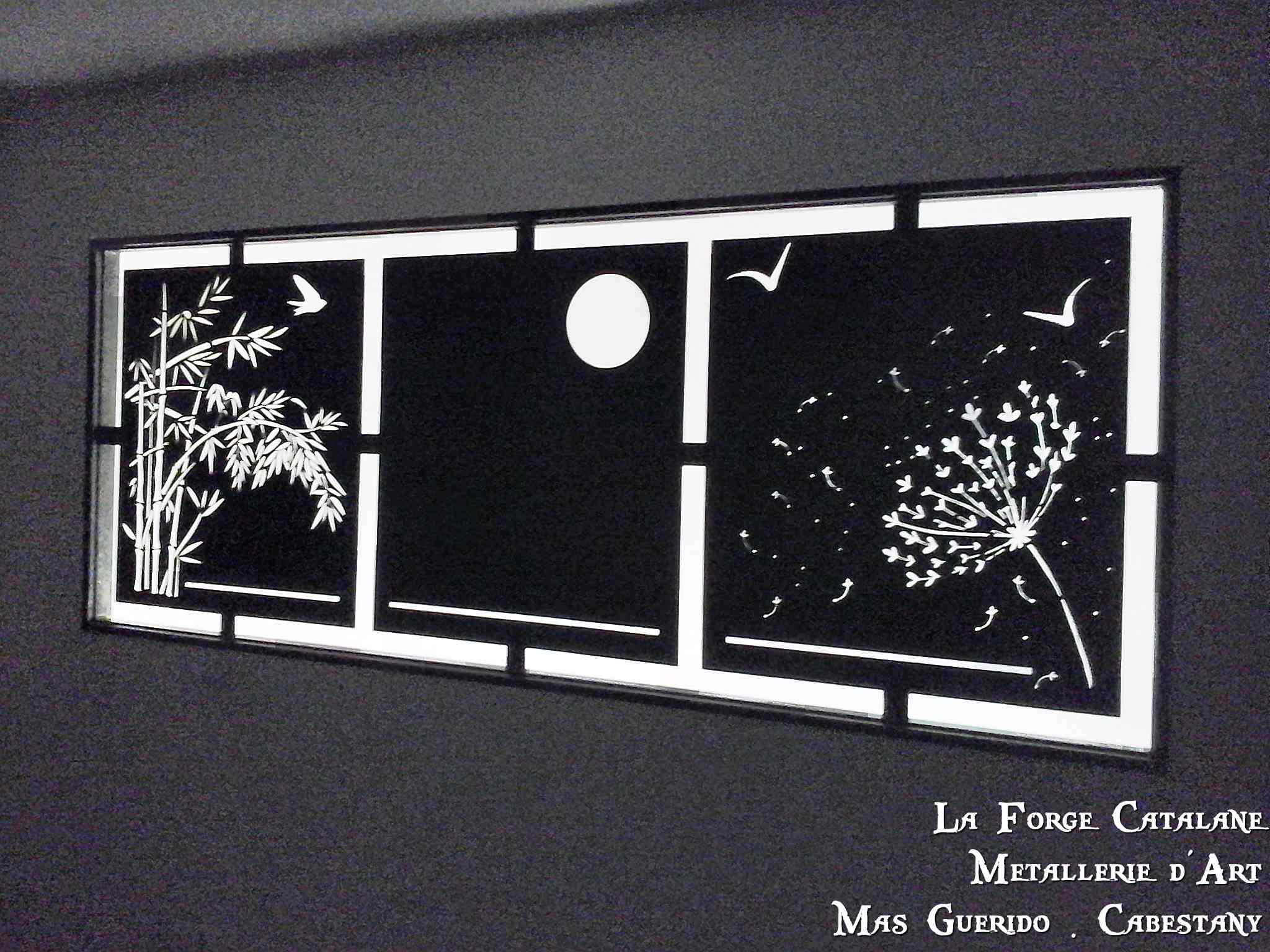 tableau decoratif en decoupe laser 2 forge catalane.jpg